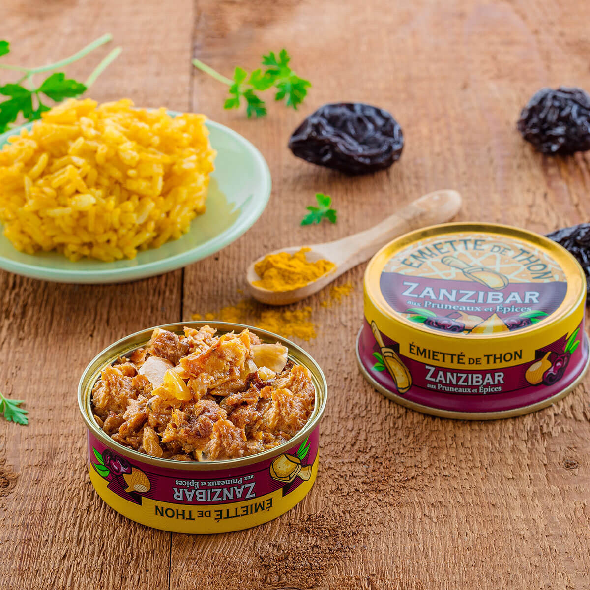 Émietté vom Thunfisch "Zanzibar" mit Dörrpflaumen und Gewürzen