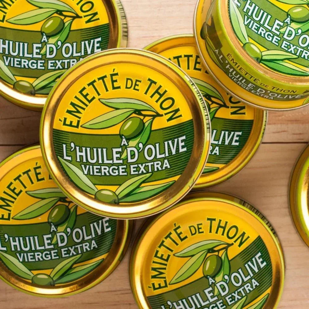 Émietté vom Thunfisch mit reinem Olivenöl