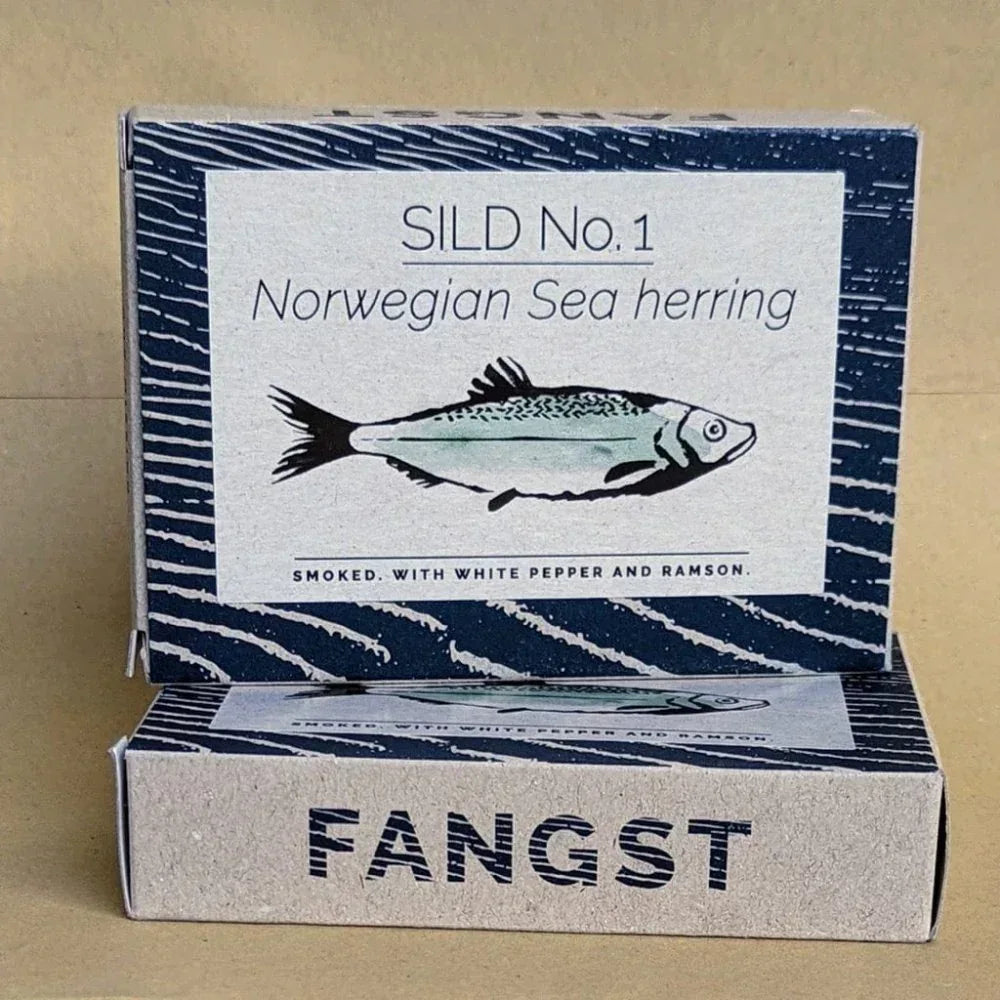 Norwegischer Seehering - geräuchert, mit weißem Pfeffer und Bärlauch.
