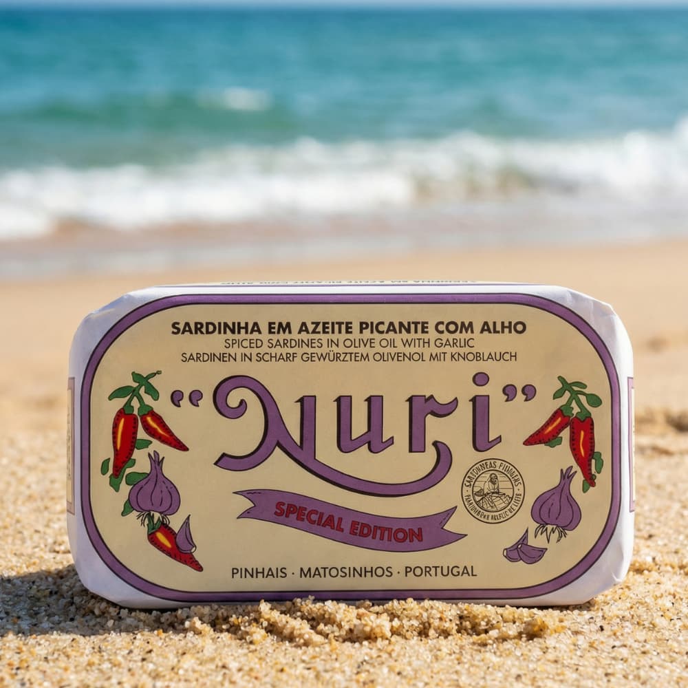 NURI Spiced Sardines with Garlic (Pikante Sardinen in Olivenöl mit Knoblauch) Dose (125g)