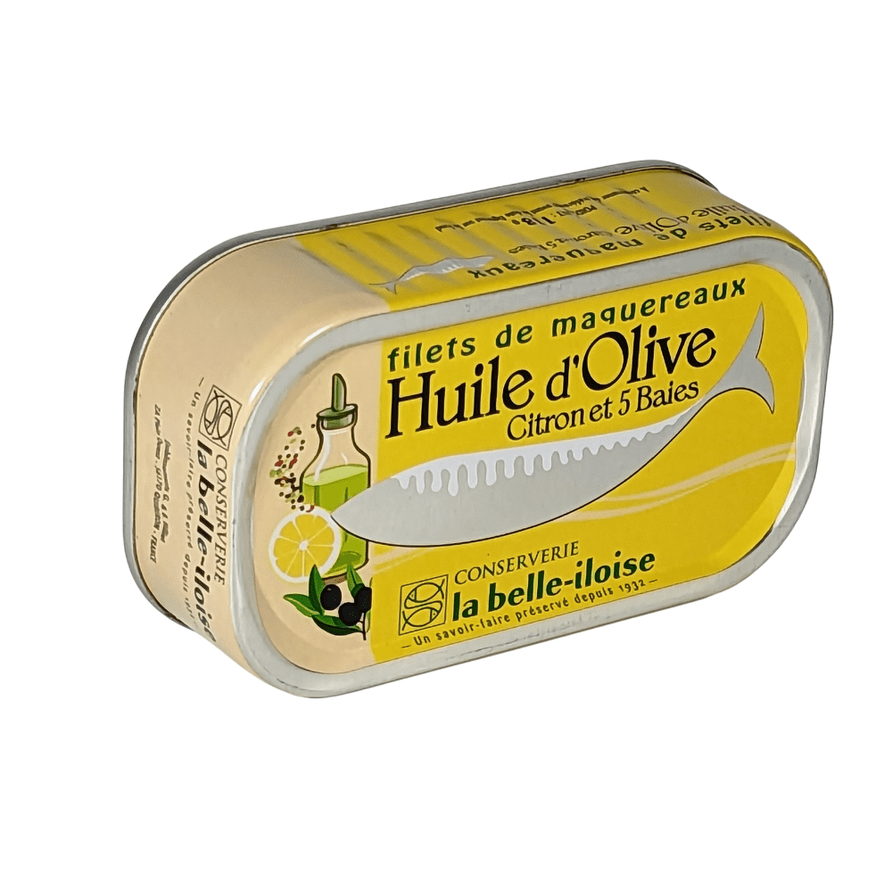 Mackerel fillets in olive oil with lemon and pepper