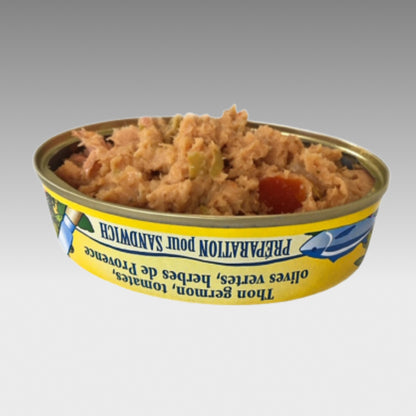 Sandwich cream with tuna, tomato, green olives, herbs de Provence