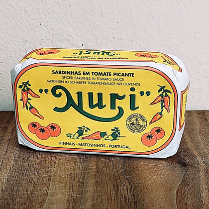 Pinhais Fischkonserven Dose (125g) Sardinen Nuri in scharfer Tomatensoße 🍅 🌶️ Maitre Philippe et Filles