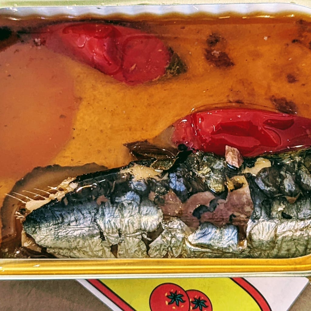 Pinhais Fischkonserven Dose (125g) Sehr scharfe Sardinen Nuri in Olivenöl und Piri-Piri 🌶️ 🌶️ 🌶️ Maitre Philippe et Filles